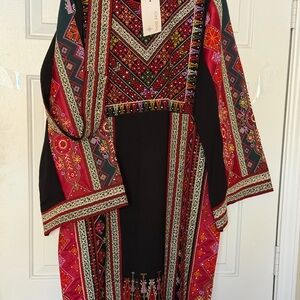 Palestinian thobe